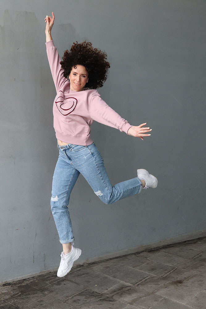 Unieke Grafische Sweaters voor Festivals & Vrije Tijd | CLAU-D Arnhem