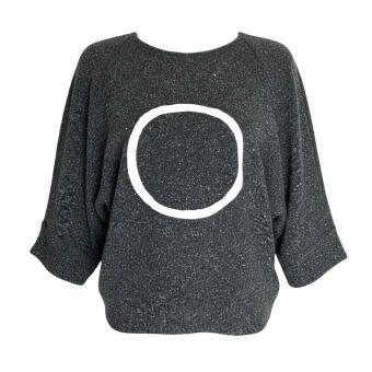 Oversized zijde-wol top met antraciet cirkel grafisch design Silk Circle Grey CLAU-D